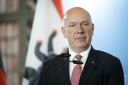 Antrittsbesuch von Bundeskanzler Friedrich Merz im Roten Rathaus in Berlin