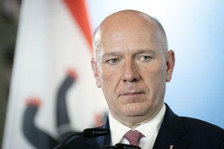 Antrittsbesuch von Bundeskanzler Friedrich Merz im Roten Rathaus in Berlin