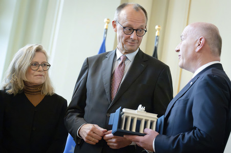 Antrittsbesuch von Bundeskanzler Friedrich Merz im Roten Rathaus in Berlin