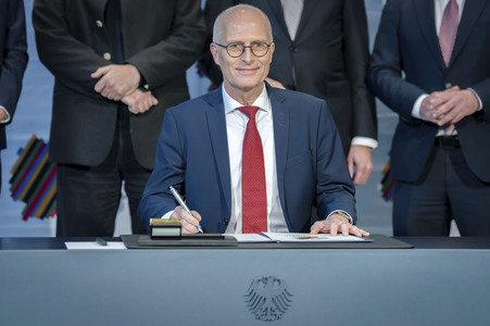 Unterzeichnung der Vereinbarung zur Olympiabewerbung in Berlin