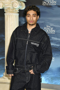 Season2 Premiere 'Percy Jackson: Die Serie' in Los Angeles