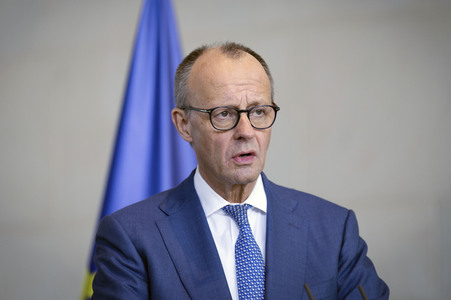 Empfang des NATO-Generalsekretärs in Berlin