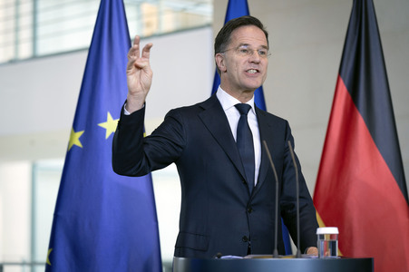 Empfang des NATO-Generalsekretärs in Berlin