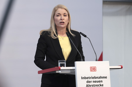 Inbetriebnahme der neuen Ahrtalbahn