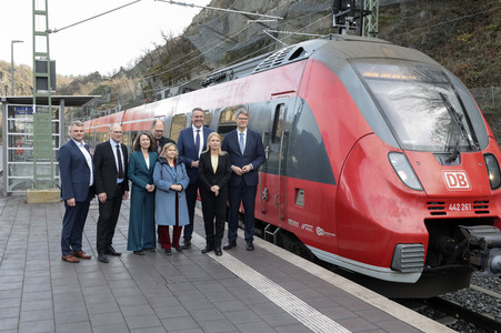 Inbetriebnahme der neuen Ahrtalbahn