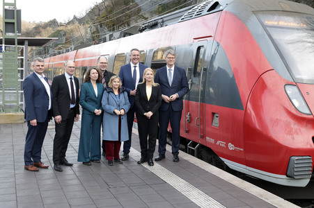Inbetriebnahme der neuen Ahrtalbahn