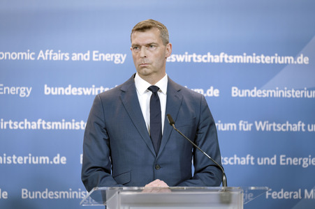 Auftaktgespräche für eine 'Chemieagenda 2045' in Berlin