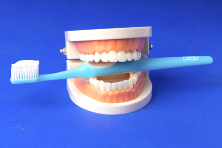 Symbolfoto Zahnpflege