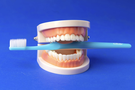 Symbolfoto Zahnpflege