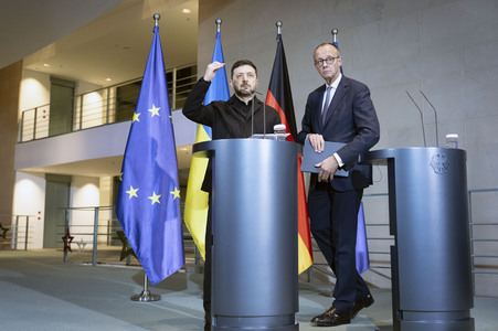 Pressestatement von Selenskyj und Merz zum Ukraine-Gipfel in Berlin