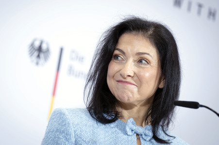 Pressekonferenz zur Vorstellung des Deutschlandfonds bei der KfW-Bankengruppe in Berlin