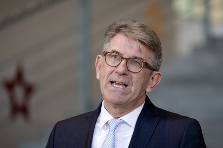 Pressestatment mit Wolfram Weimer nach dem Treffen mit Musikerinnen und Musikern im Kanzleramt in Berlin