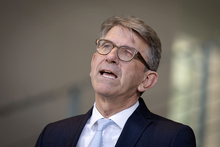 Pressestatment mit Wolfram Weimer nach dem Treffen mit Musikerinnen und Musikern im Kanzleramt in Berlin