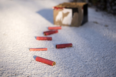 Symbolbild Feuerwerkskörper-Müll