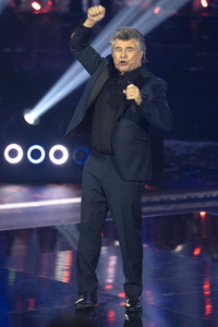 TV-Show 'Silvester-Schlagerbooom 2026 live - Die Wunderlichtershow!' in München