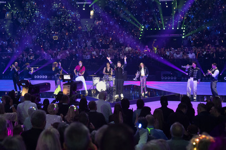 TV-Show 'Silvester-Schlagerbooom 2026 live - Die Wunderlichtershow!' in München