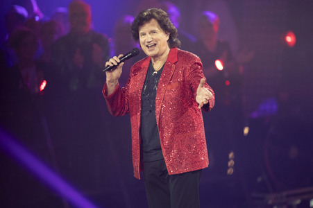 TV-Show 'Silvester-Schlagerbooom 2026 live - Die Wunderlichtershow!' in München