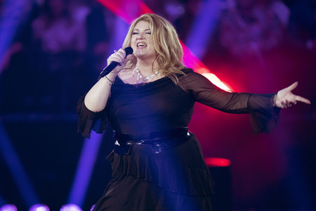 TV-Show 'Silvester-Schlagerbooom 2026 live - Die Wunderlichtershow!' in München