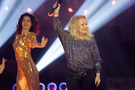 TV-Show 'Silvester-Schlagerbooom 2026 live - Die Wunderlichtershow!' in München