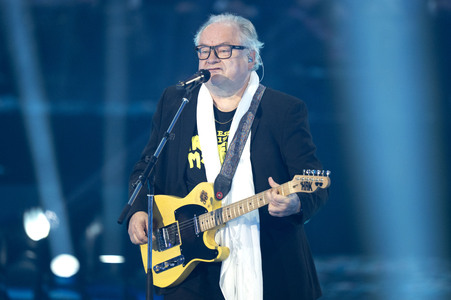 TV-Show 'Silvester-Schlagerbooom 2026 live - Die Wunderlichtershow!' in München