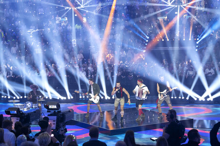 TV-Show 'Silvester-Schlagerbooom 2026 live - Die Wunderlichtershow!' in München