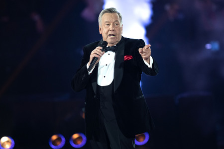 TV-Show 'Silvester-Schlagerbooom 2026 live - Die Wunderlichtershow!' in München