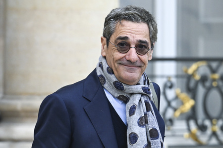 Kabinettssitzung  in Paris