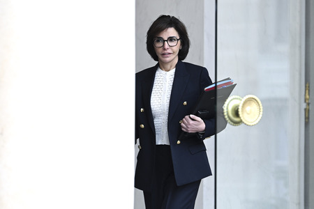 Kabinettssitzung  in Paris