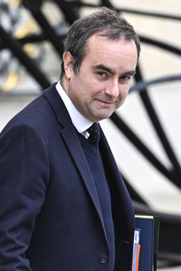 Kabinettssitzung  in Paris