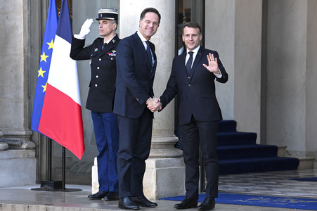 Treffen der Koaliton der Willigen in Paris