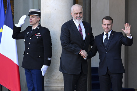 Treffen der Koaliton der Willigen in Paris