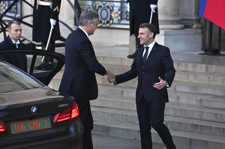 Treffen der Koaliton der Willigen in Paris