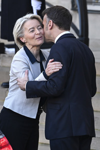 Treffen der Koaliton der Willigen in Paris