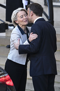 Treffen der Koaliton der Willigen in Paris