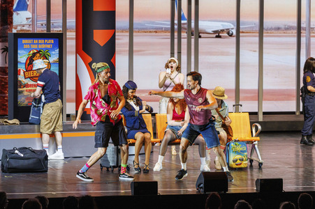 Musicalpremiere 'Malle Olé - das Musical, das ballert' in Duisburg