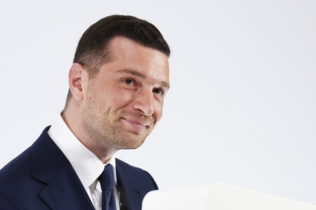 Pressekonferenz mit Jordan Bardella in Paris