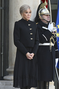 Empfang von König Felipe VI. in Paris