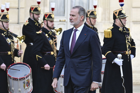 Empfang von König Felipe VI. in Paris