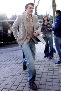 Robert Pattinson auf der Paris Fashion Week 2026