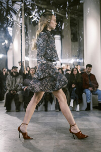 Celebrities auf der Paris Fashion Week 2026