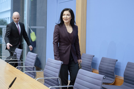 Bundespressekonferenz 'Vorstellung des Jahreswirtschaftsberichts 2026 der Bundesregierung' in Berlin