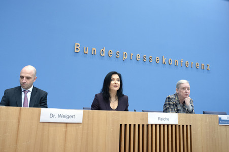 Bundespressekonferenz 'Vorstellung des Jahreswirtschaftsberichts 2026 der Bundesregierung' in Berlin