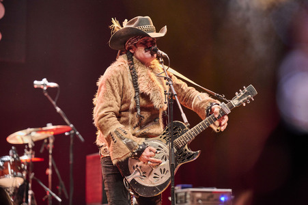 Konzert von Eric Sardinas in Prateln