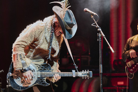 Konzert von Eric Sardinas in Prateln