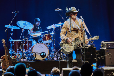 Konzert von Eric Sardinas in Prateln