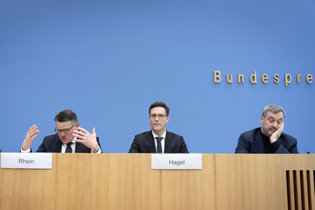 Bundespressekonferenz '3 Löwen Allianz' in Berlin