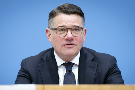 Bundespressekonferenz '3 Löwen Allianz' in Berlin