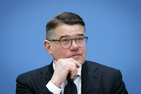 Bundespressekonferenz '3 Löwen Allianz' in Berlin