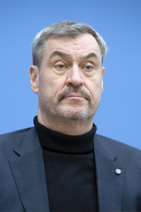 Bundespressekonferenz '3 Löwen Allianz' in Berlin