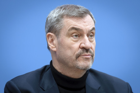 Bundespressekonferenz '3 Löwen Allianz' in Berlin